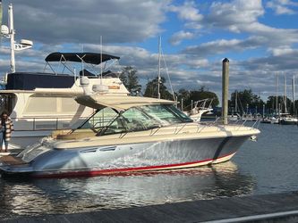 36' Chris-craft 2015 Yacht For Sale